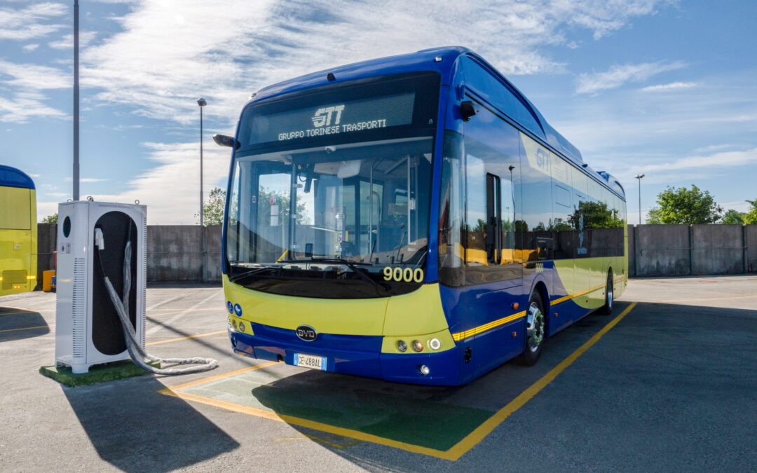 Torino: GTT, presentati i primi bus elettrici