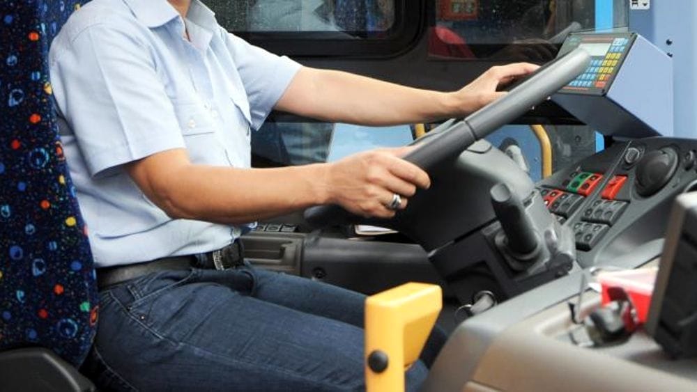 Bologna: nuova edizione del corso gratuito per diventare autisti e lavorare in Tper